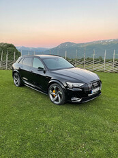 Audi 60 Audi e-tron 60S 503HK S LINE