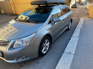 Toyota Avensis AVENSIS 2.0-126 D