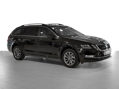 2019 Skoda Octavia Style 115hk TDI manuell, CANTON/krok/ACC/webasto