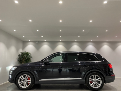 Audi Q7 e-tron/386HK/S-LINE/PANO/HEADUP/LUFT/SKINN+++LOADED!