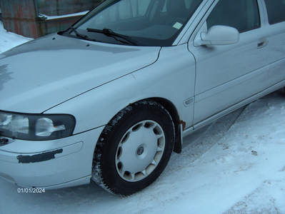 Volvo V70 2.4-200 AWD