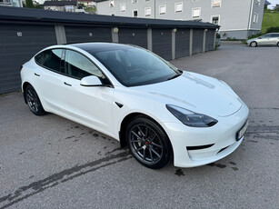 Tesla Model 3 Standard Range Plus RWD