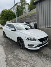 Volvo V60 V60 2.4-220 D AWD