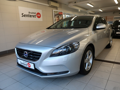 Volvo V40 D2 115hk,skinn,Kamera,Ny reg.reim og vannpumpe