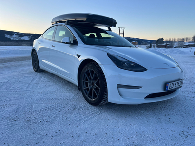 Tesla Model 3 FACELIFT 2, RATTVARME, BOOMBOX,614WLTP,LR,AWD,KROK,++