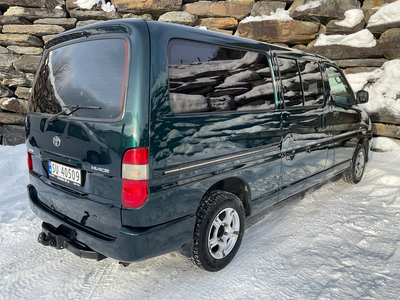 Toyota HiAce 4 WD,Lang 6 SETER,Navi,AC,Eiet av Forsvaret siden ny