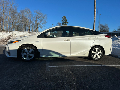 Toyota Prius Plug-in Hybrid PRIUS PLUG-IN 1.8-98