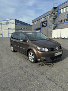 Volkswagen Touran 1,6 105 TDI DSG Highline 7-s. panorama/ryggekamera++