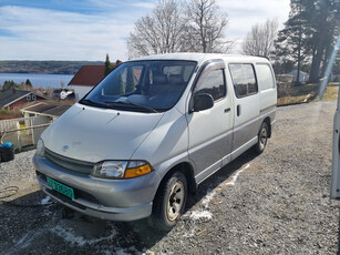 Toyota HiAce HIACE 2.4-90 D