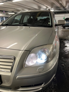 Toyota Avensis AVENSIS 1.8-129