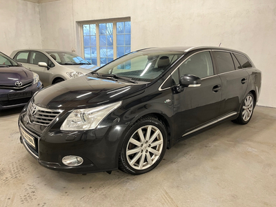 Toyota Avensis 2,2-150HK DIESEL,DAB,EU OK,RYGGEKAMRA,PEN BIL