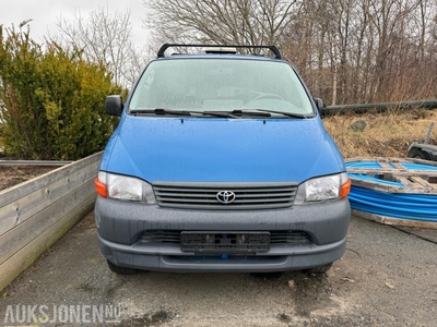 Toyota HiAce HIACE 2.5-102 D 4WD