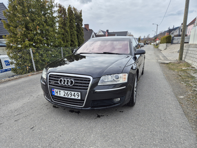 Audi A8 W12 6.0-450 QUATTRO Samlerobjekt