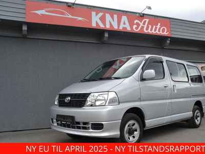 Toyota HiAce 117 HK 4WD NY TYPE 8 SETER 1 EIER D.VARMER DAB+ GARANTI