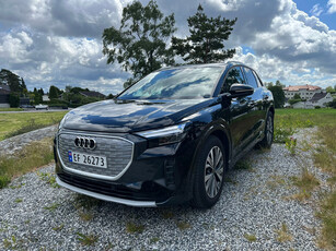 Audi Q4 e-tron 45Q, Business Plus, 360/OV, Sonos, H.feste, V+S