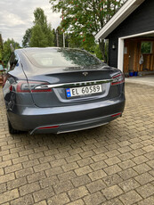 Tesla Model S P85D Performance