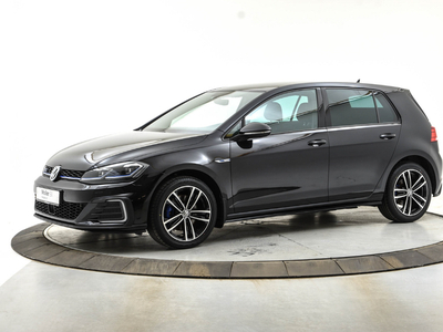 2018 Volkswagen Golf GTE 204hk DSG