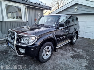 Toyota Land Cruiser 3.0 DIESEL 125HK 4WD HENGERFESTE SKINNSETER EU OK TIL 1