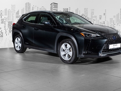 Lexus UX 250h AWD Comfort Tech