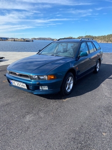 Mitsubishi Galant GALANT 2.0-136