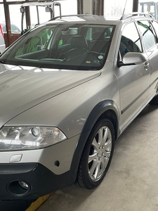 Skoda Octavia Scout OCTAVIA SCOUT 2.0-140 D 4X4