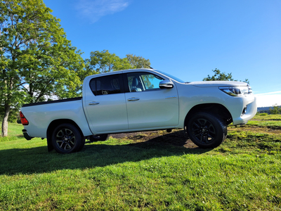 Toyota HiLux D-4D 150hk D-Cab 4WD SR+ aut