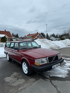 Volvo 240 240 2.3-0