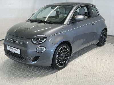 2022 Fiat 500 La Prima 3+1. ACC/Navi/3 dører/DAB+/Ladeboks/Kamera ++