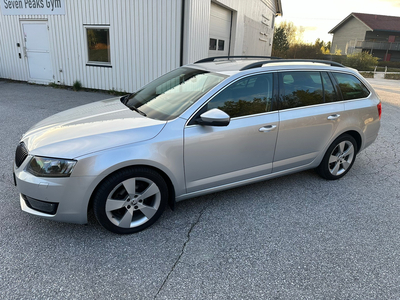 Skoda Octavia OCTAVIA 1.6-105 D EU-OK, BYTTET REGREIM , NY SERVICE