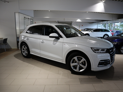 2020 Audi Q5 55 tfsie q/s comp 367 hk Ladbar hybrid med masse plass!