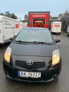 Toyota Yaris YARIS 1.4-90 D