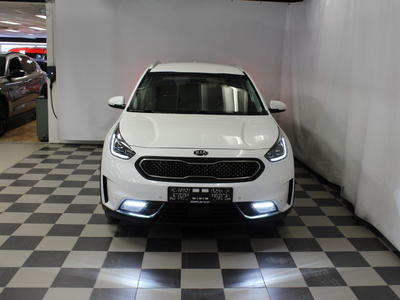 Kia Niro Plug in Hybrid Exclusive Ryggekamera Apple CarPlay