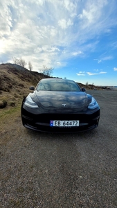 Tesla Model 3 Long Range AWD