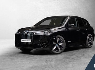 BMW iX xDrive40