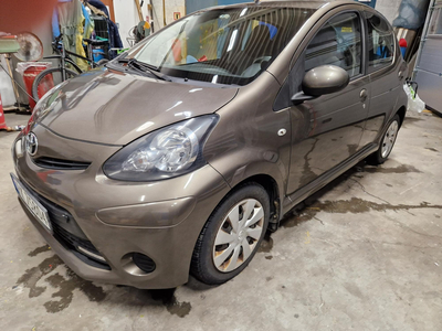 Toyota Aygo AYGO 1.0-68