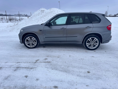 BMW X5 XDRIVE30D m sport eksteriør. meget pen