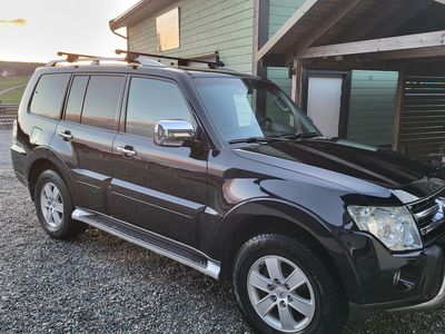 Mitsubishi Pajero PAJERO 3.2-170 D 4WD