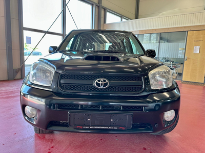 Toyota RAV4 2.0 D4-D 116 HK 4WD / PEN BIL! / OUTLET