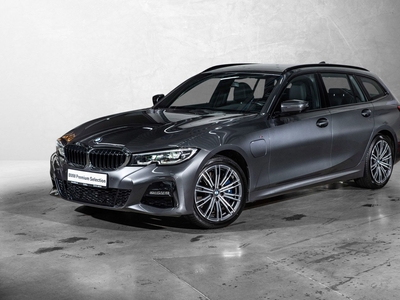 BMW 3 Series 330e xDrive Touring