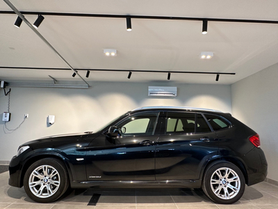 BMW X1 18d/143HK/XDRIVE/MSPORT/DAB/PANO/CRUISE/KROK/PÅKOSTET!