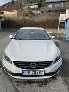 Volvo V60 V60 2.4-288 D AWD