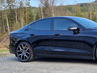 Volvo S60 POLESTAR ENGINEERED 4WD.