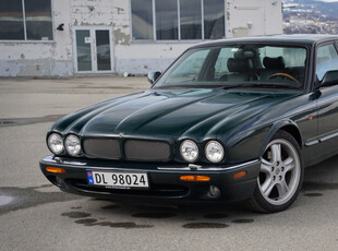 Jaguar XJR XJR V8 4.0-363HK Kompressor