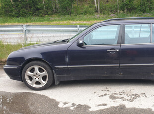 Mercedes-Benz E-Klasse E 280 4-MATIC