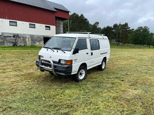 Mitsubishi L300 L300 2.5-87 D 4WD