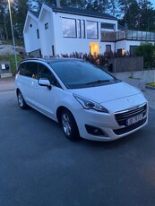 Peugeot 5008 5008 allure 1.6- diesel, 7 seter, panorama, krok