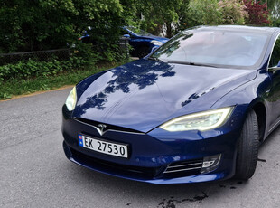 Tesla Model S 90D 4WD