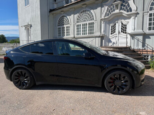 Tesla Model Y Performance AWD