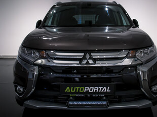 Mitsubishi Outlander 2,3D-150HK-4X4-AUTOMAT-FIN KM-ACC-SKINN-KROK-KAMERA +++