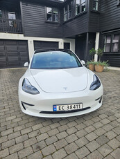 Tesla Model 3 Long Range AWD Facelift 614KM Rattvarme/Boombox/V.pumpe